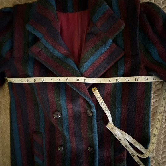 Portrait Pea Coat Women’s Striped Vintage 100% Wool Size S/M Union Made ￼ - Picture 10 of 11